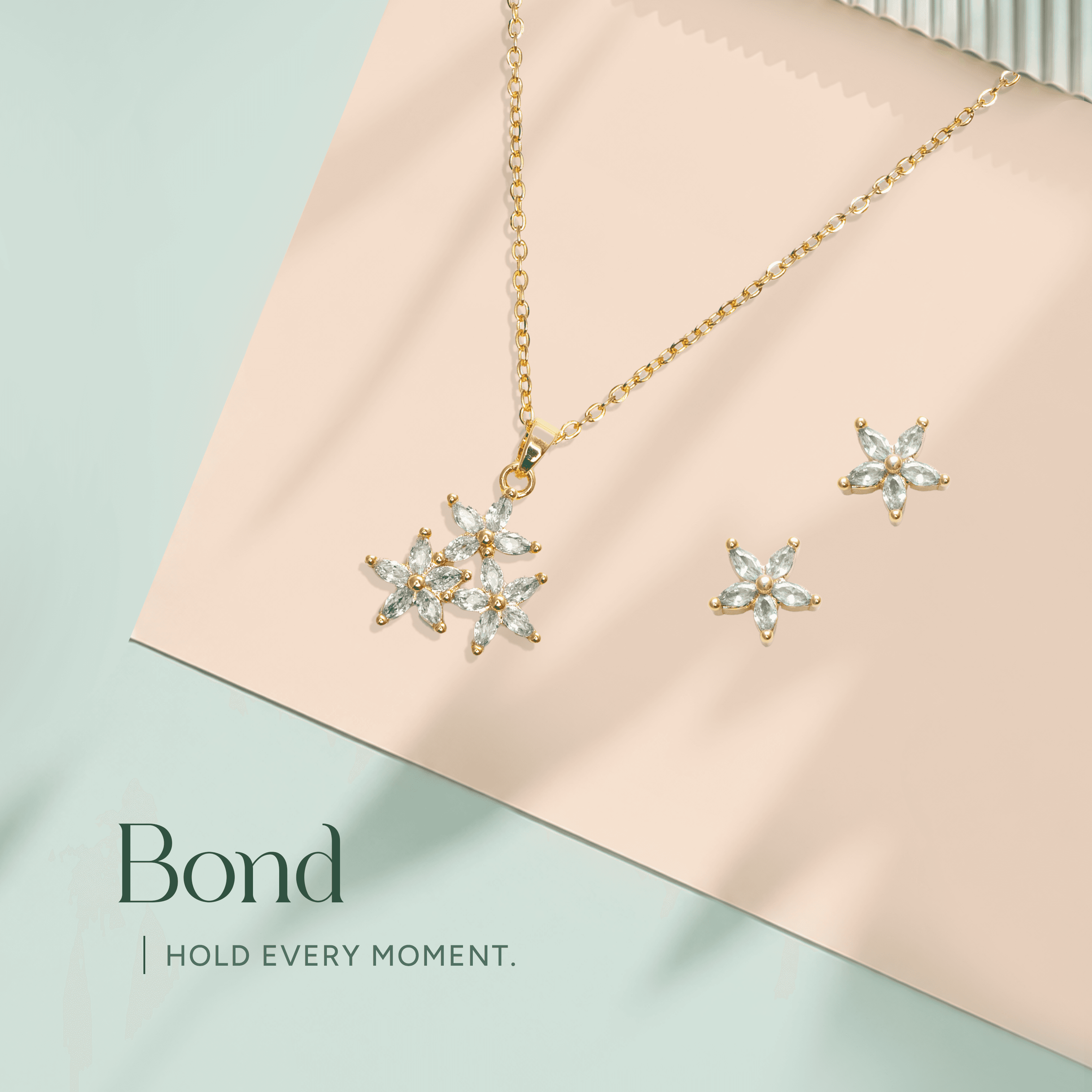 Dreams Halo Necklace & Stud Earrings Set