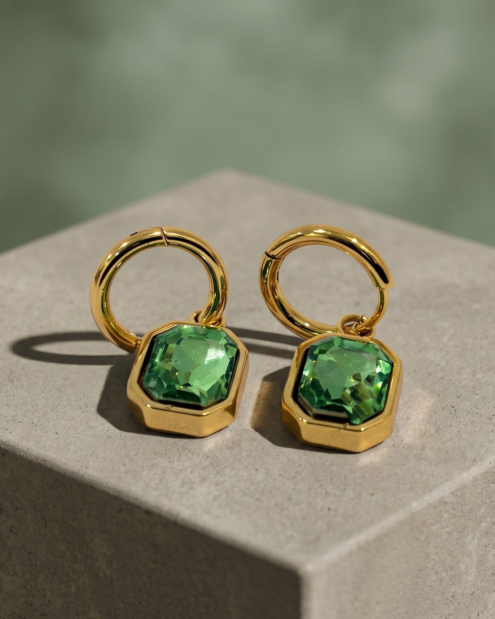 Green stone hooks - Image 2